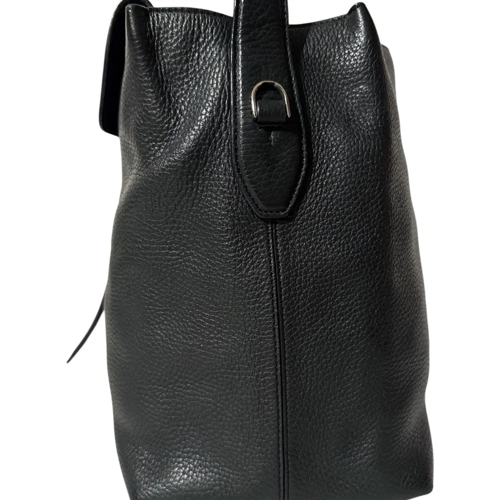 Tod's Black Leather Shoulder Bag - Picture 6 of 16